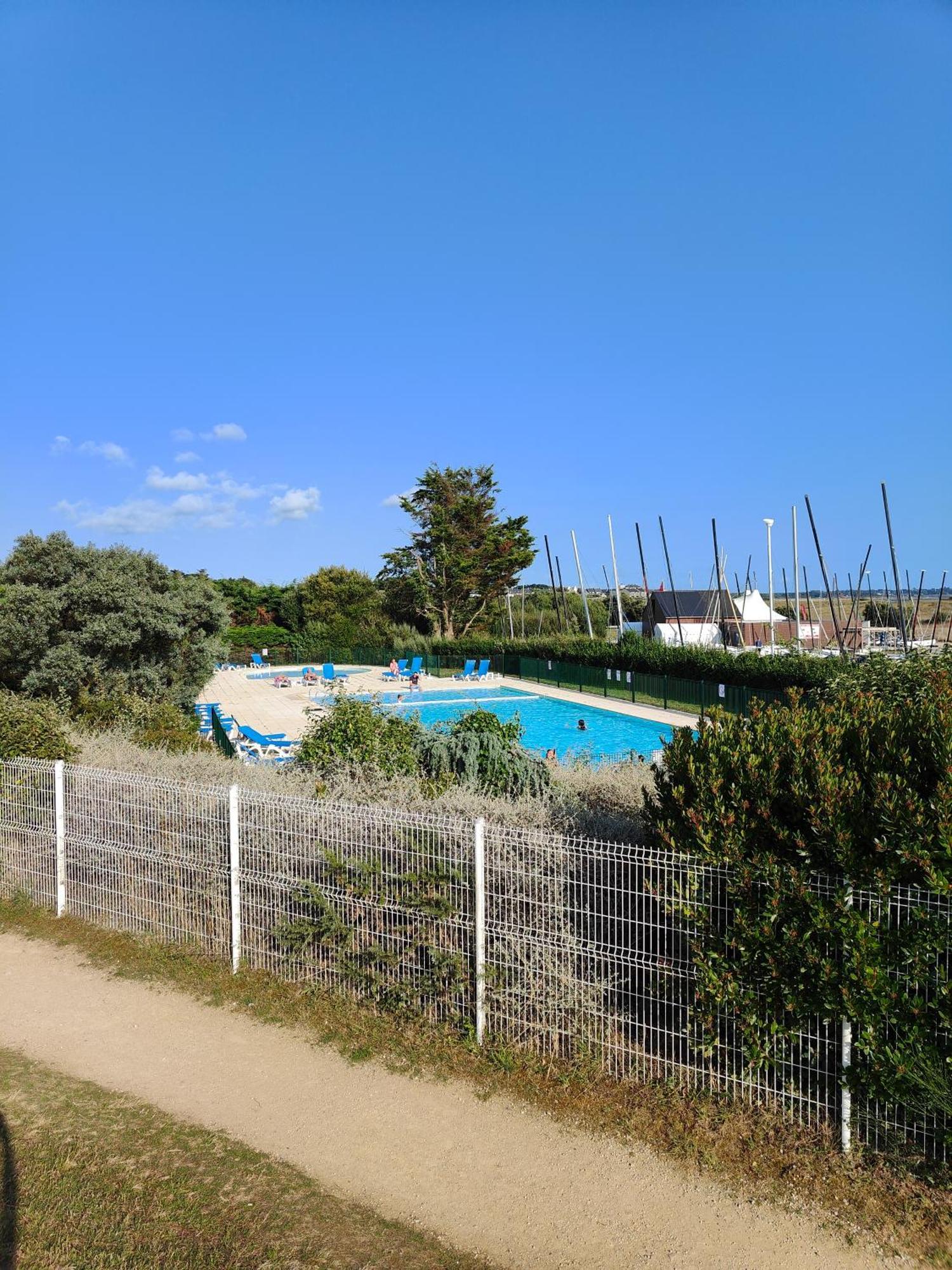Location Appartement Арзон Екстериор снимка
